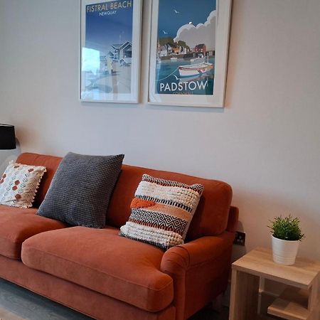 Saltwater Suites At Fistral Ньюки Экстерьер фото