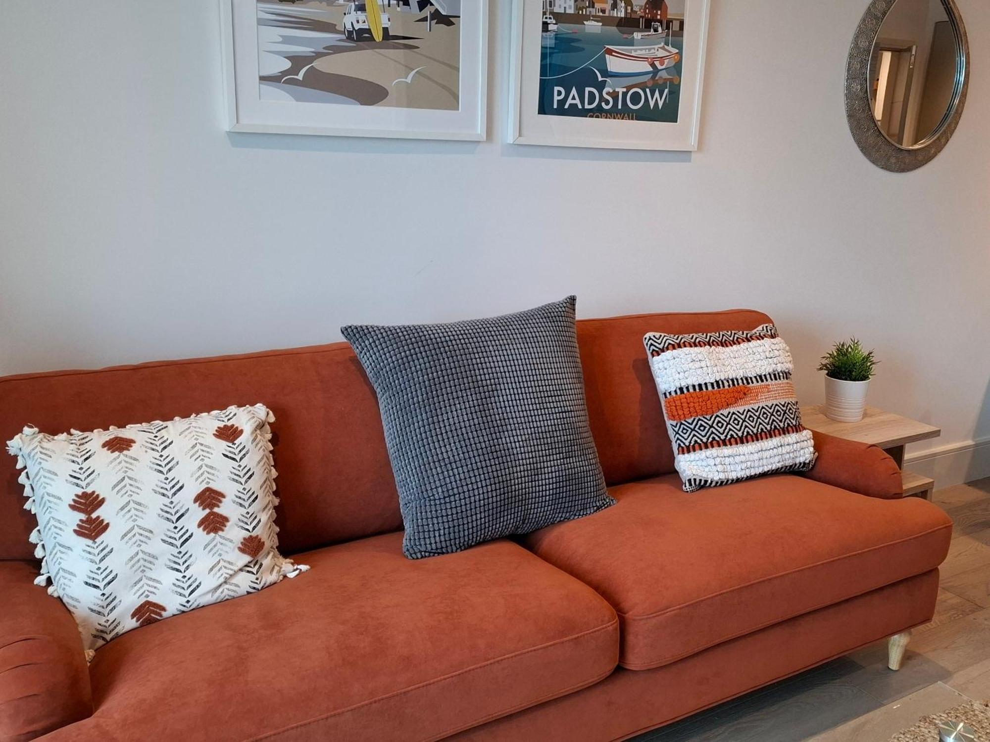 Saltwater Suites At Fistral Ньюки Экстерьер фото