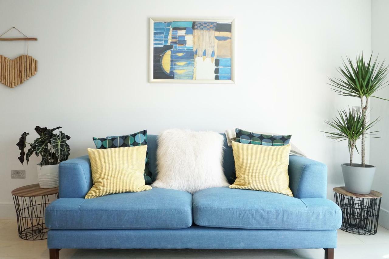 Saltwater Suites At Fistral Ньюки Экстерьер фото